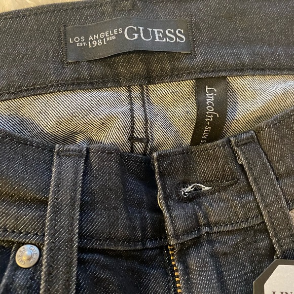 BNWT Premium Guess men’s Lincoln jeans in size 30x32!! - Picture 5 of 9